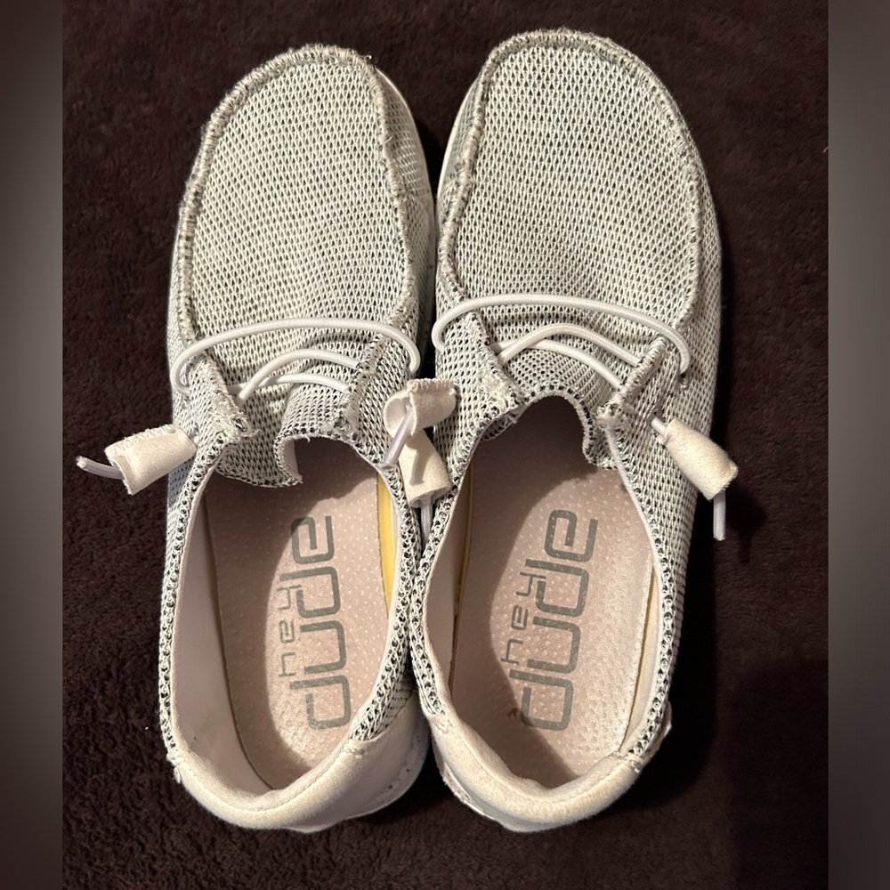 Women’s Hey Dudes, Wendy, size 6